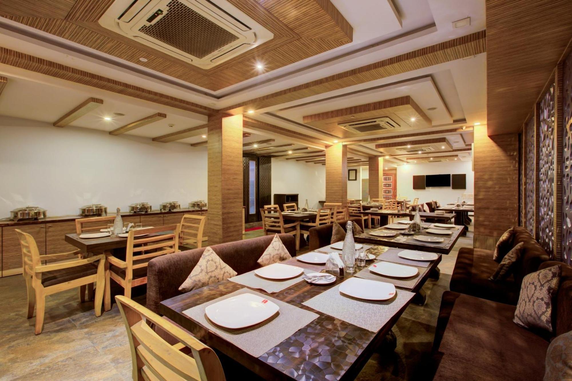 Super Townhouse Oak Jvh Hotel Bangalore Exterior photo